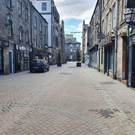 Lovely 2 Bedroom Flat In The Heart Of The City Edinburgh Bagian luar foto